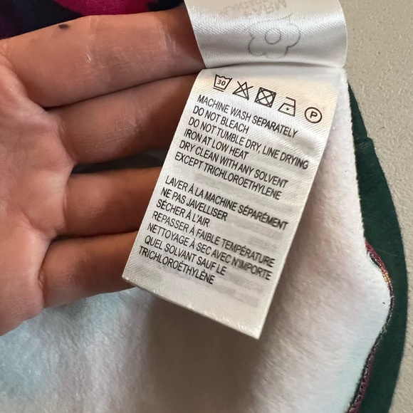 FARM Rio Multicolor Geometric Sweatshirt - Picture 12 of 12